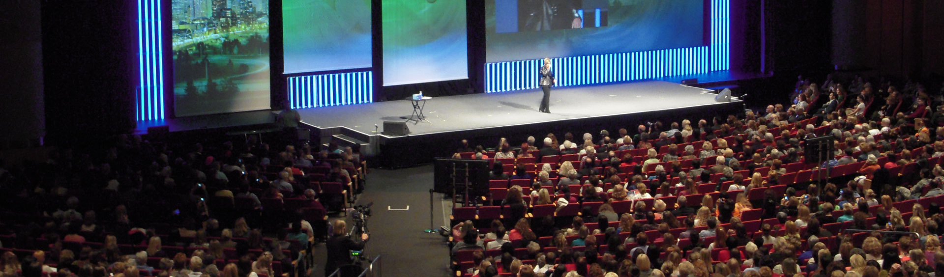Suze Orman On Stage