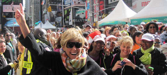 Suze Orman with Crowd
